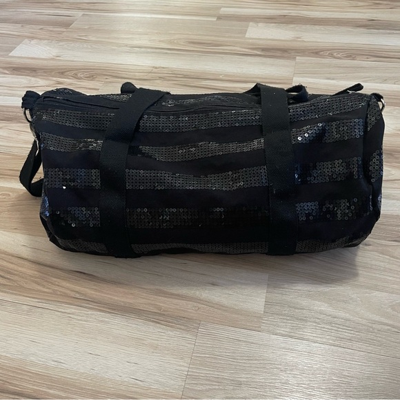 Mossimo large black sequin duffel bag - Picture 1 of 6